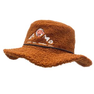 23579_Customized_fluffy_hat_1